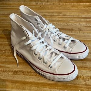 Men’s size 9 converse chuck taylors